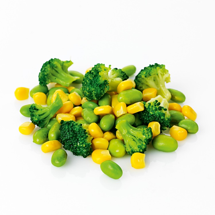 Salladsgrönsaker med sojabönor