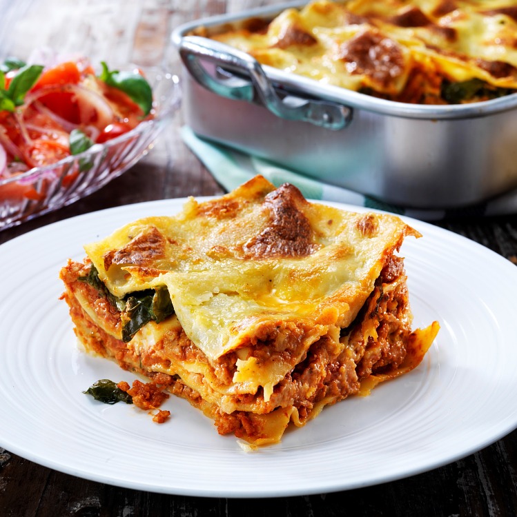 Vegetarisk lasagne gjort på veggie färs