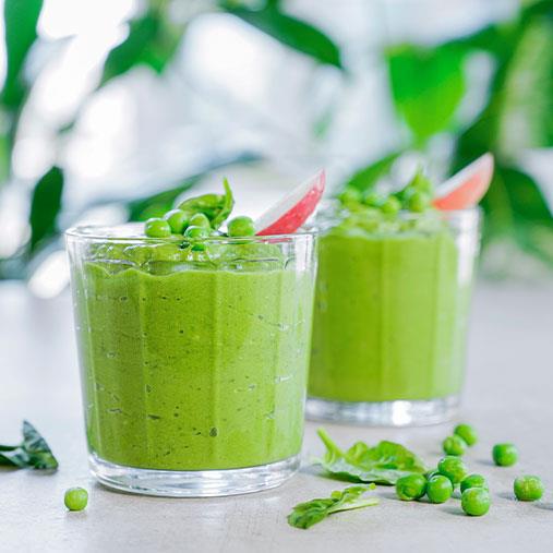 Ärtsmoothie med avokado och spenat