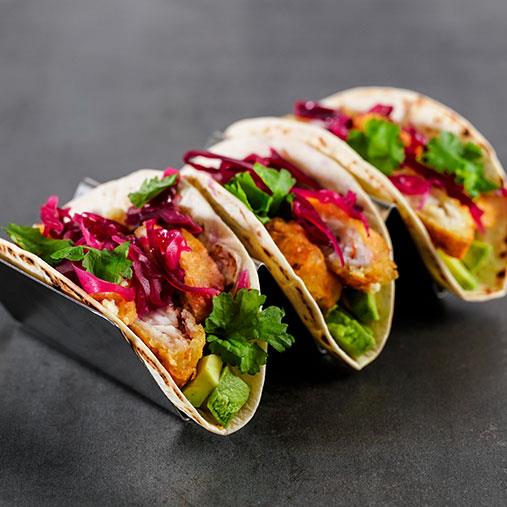 Fisktaco med avokado och spetskål