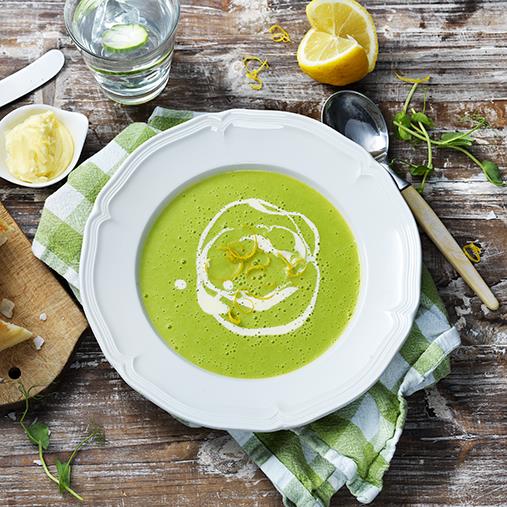 Ärt- och potatissoppa med citronkräm