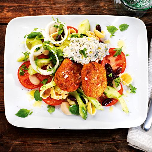 Morotsbiff, pastasallad och fetaostkeso